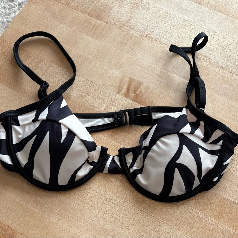 Sanctuary Black and White Bikini Top